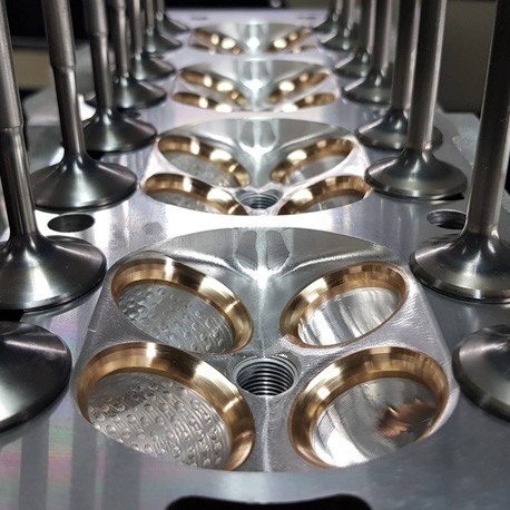 Préparation culasse Opel C20XE/C20LET usinage CNC 5 axes | Balle de Golf en "OPTION" (Dimpling)